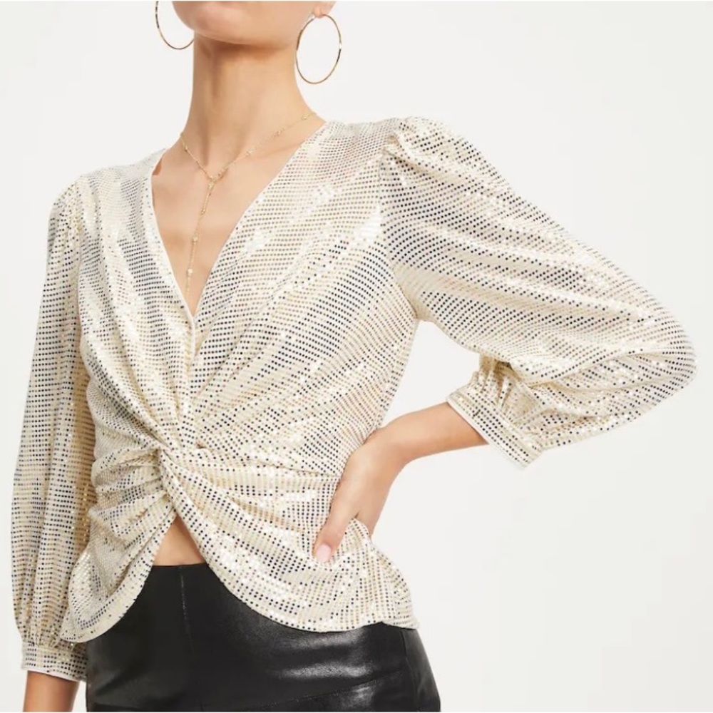 NWOT Vici Disco Queen Twisted Front Top